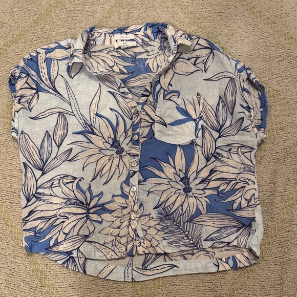 Halston Heritage Tops - Halston 100% Linen Blue Floral Button Front Blouse Women’s Medium